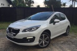 Peugeot lança 308 reestilizado partindo de R$ 69.990