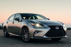 Lexus ES350 chega com novo visual por R$ 253.300