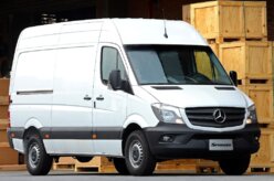 Mercedes lança Sprinter com novo visual e mais tecnologia