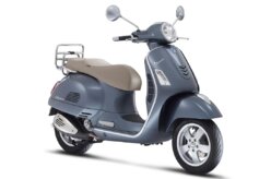 Vespa anuncia preços de seus scooters