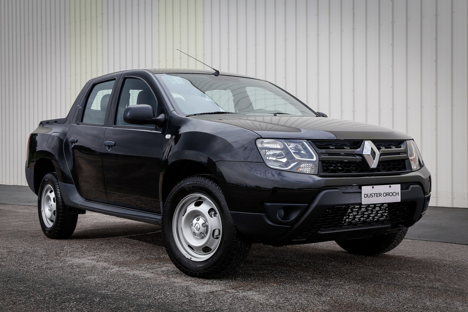 Renault Oroch ganha nova versão Express de R$ 66.190