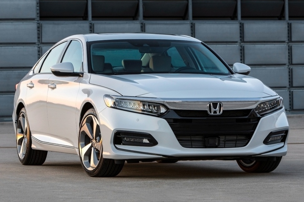 Novo Honda Accord se inspira no Civic e aposenta V6