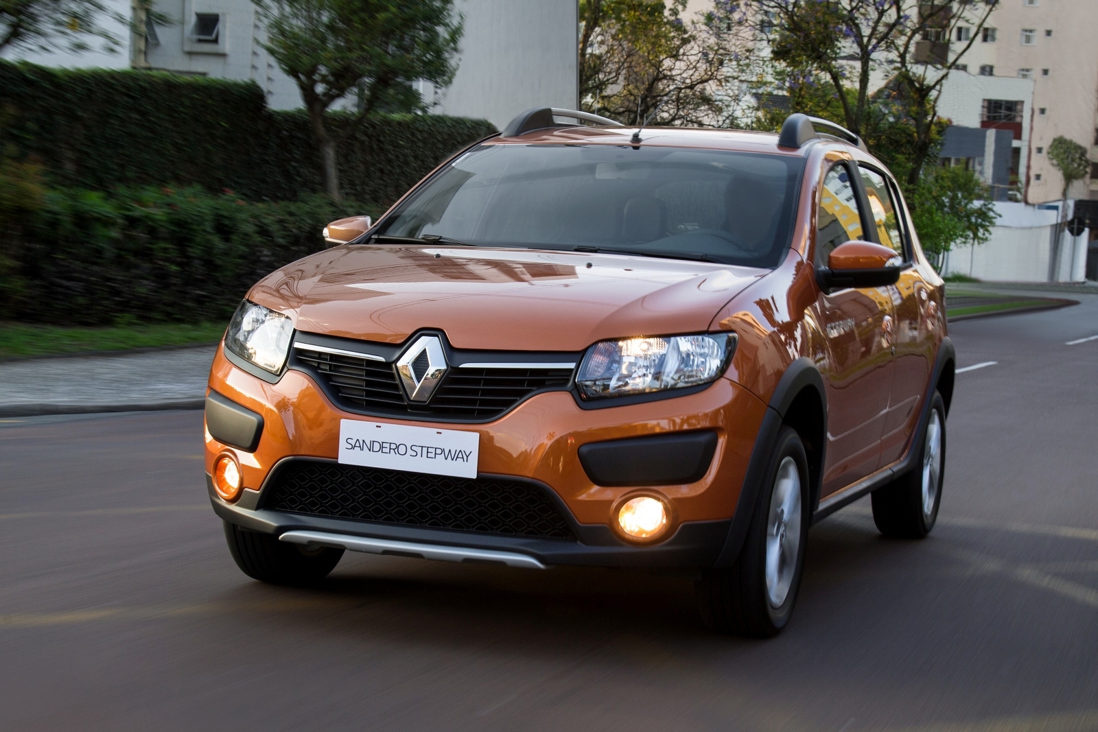 Renault Stepway ganha nova versão de entrada por R$ 59.640