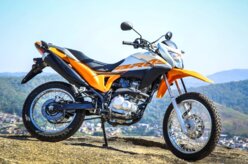 Honda Bros 2018 fica mais segura, mas preço aumenta R$ 1.800