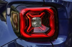 Jeep Renegade 2019 terá novo visual e motor 1.0