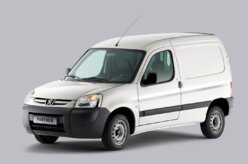 Peugeot Partner ganha painel digital e parte de R$ 64.990
