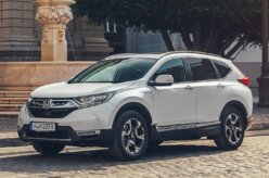 Novas versões do Honda CR-V têm 7 lugares e fazem 19 km/l