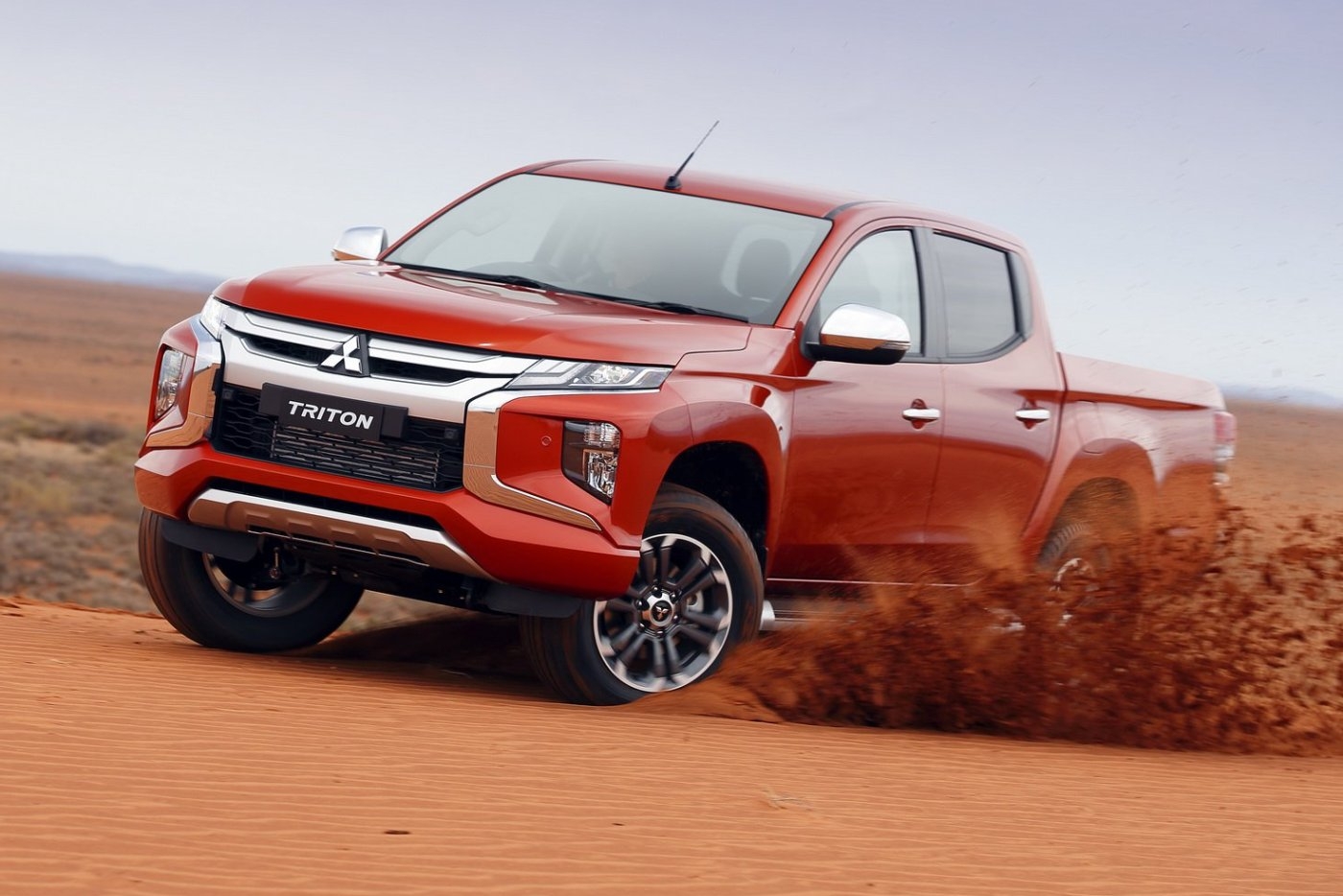 Mitsubishi L200 Triton ganha novo e ousado visual para 2019
