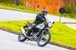 Royal Enfield anuncia preços da Himalayan no Brasil