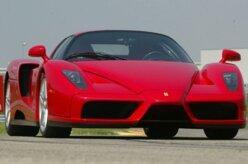 Ferrari comemora 999ª unidade vendida na China